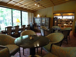 Lobby lounge - Kawakamiya Kasuitei (Gero)