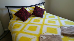 Away on Blende | 3 bedrooms, iron/ironing board, free WiFi, bed sheets