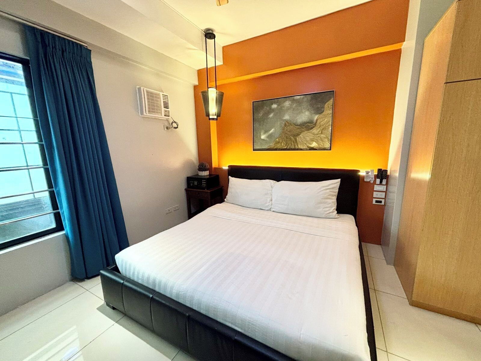 Habitación superior | Escritorio, wifi gratis, ropa de cama