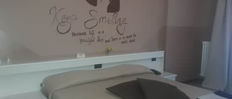 Kamar Double, pemandangan danau | Brankas, meja kerja, dan tempat tidur bayi (biaya tambahan)