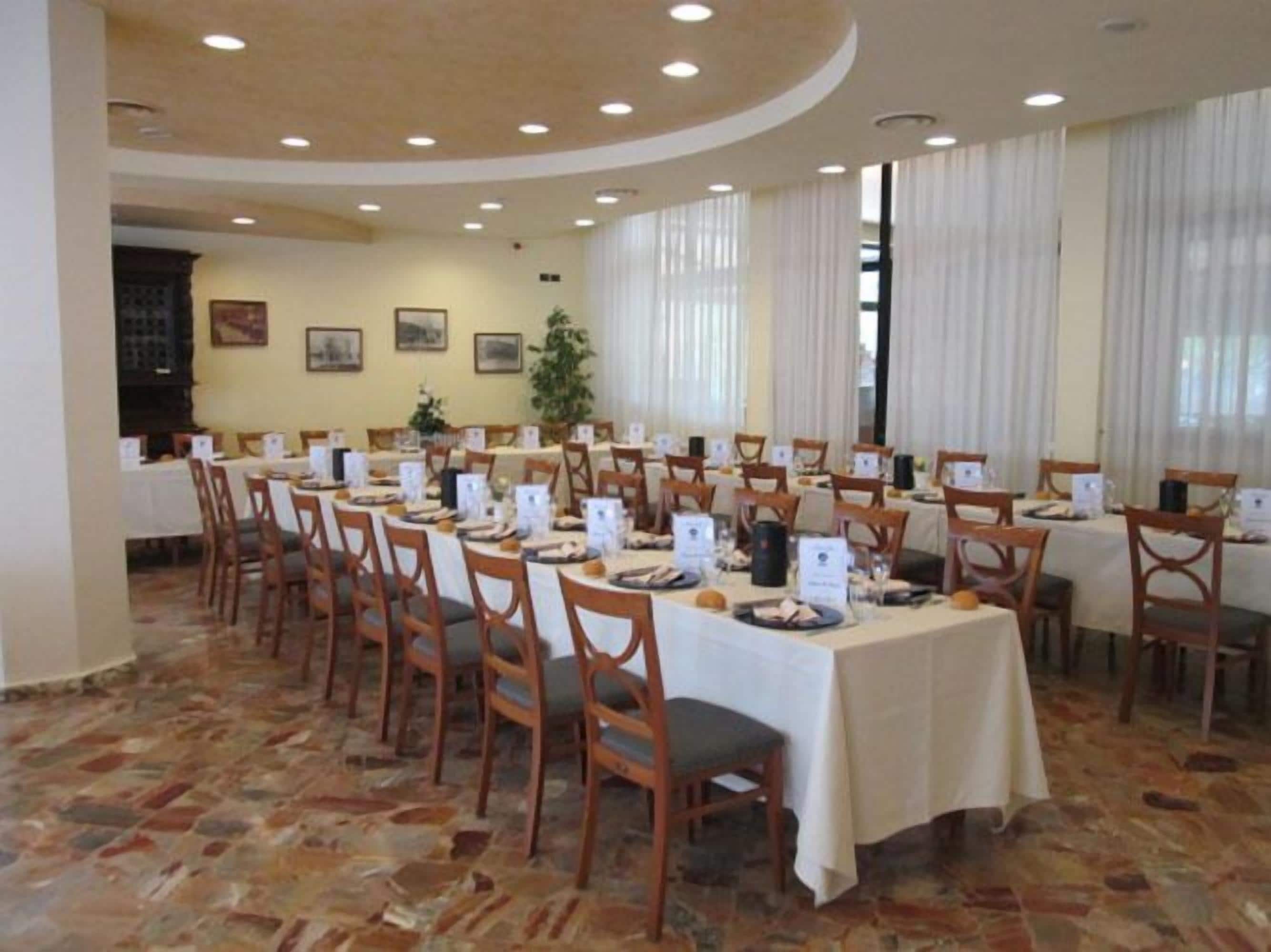 Lunch and dinner served, local cuisine