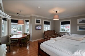 Roomy Quadruple - Shared Bathroom