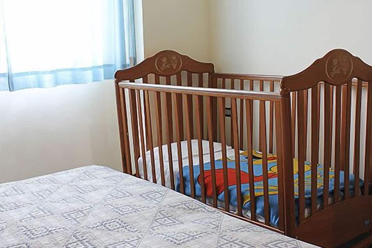 triple room | premium bedding, minibar, in-room safe, desk