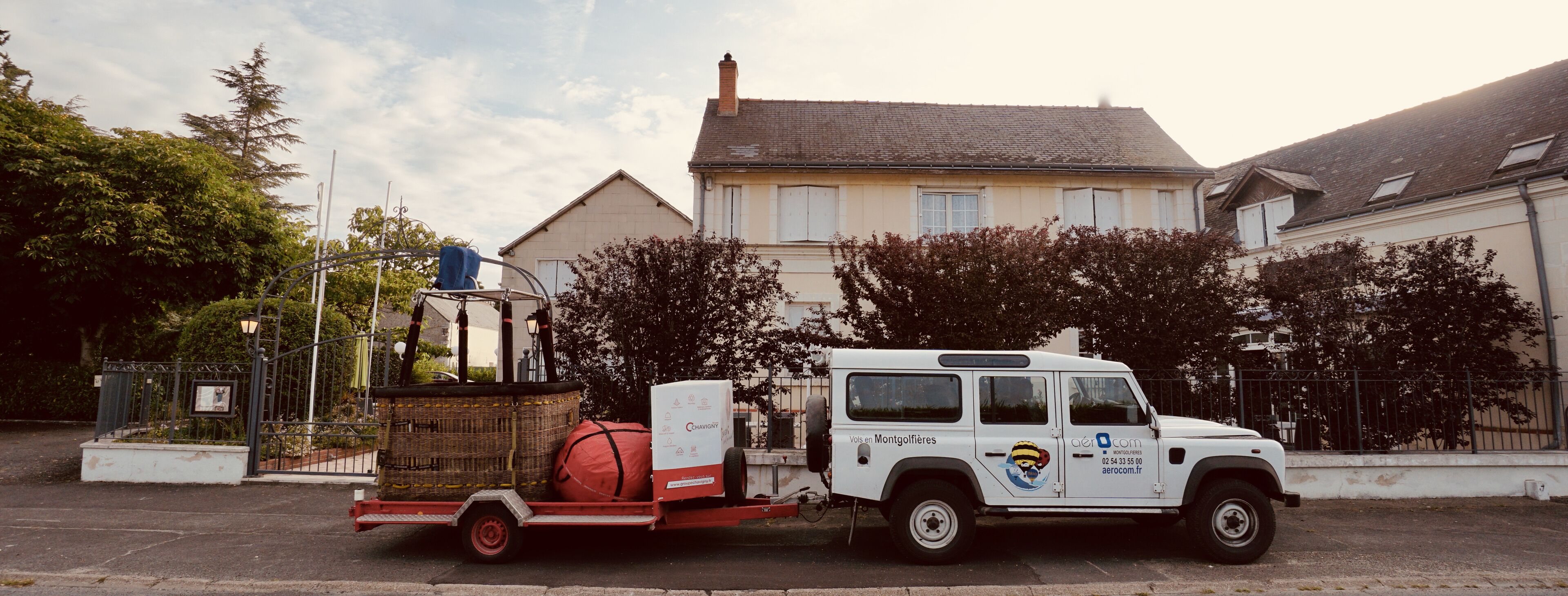 helicopter/plane tours