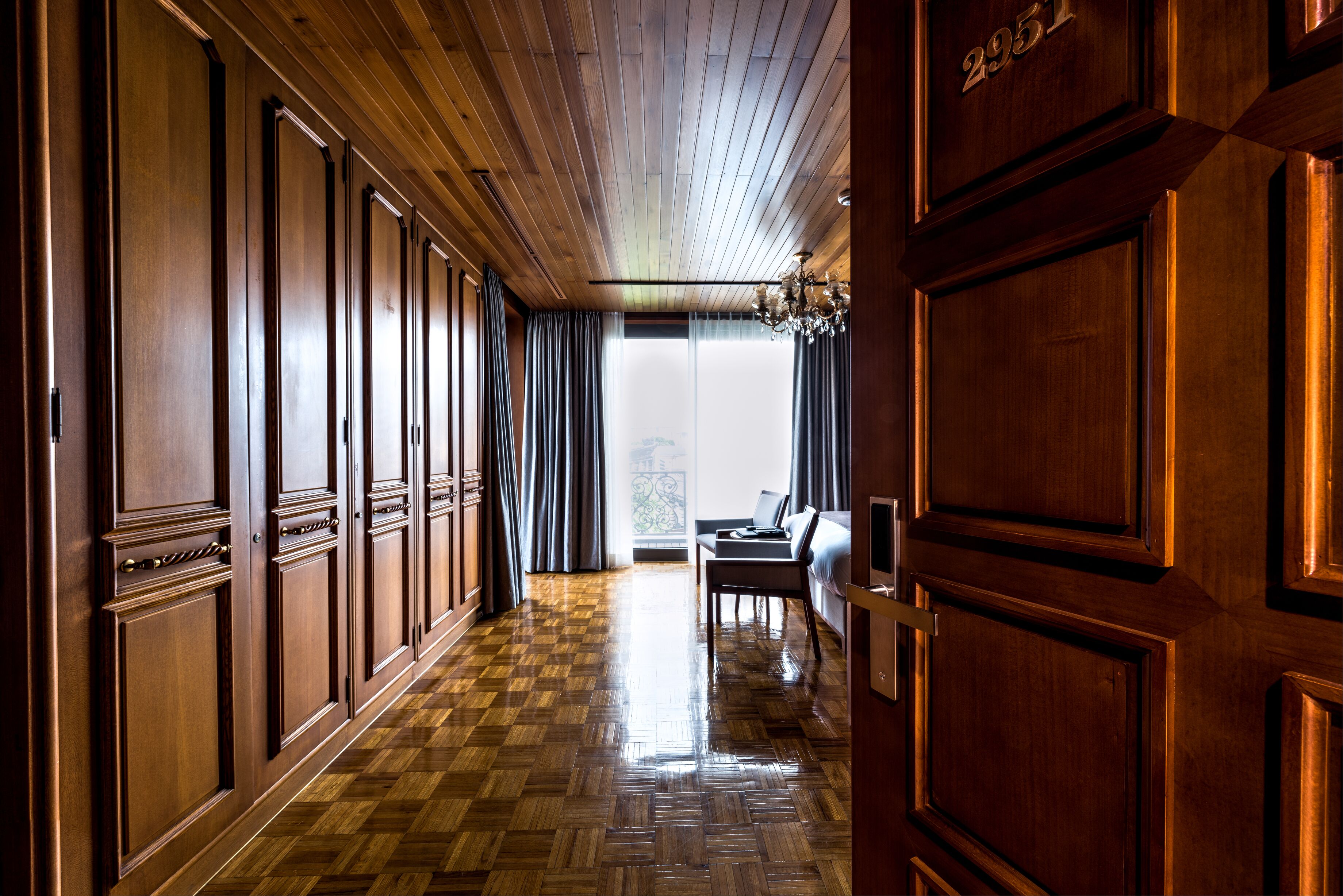 deluxe double room, patio | in-room safe, blackout curtains, free wifi, bed sheets