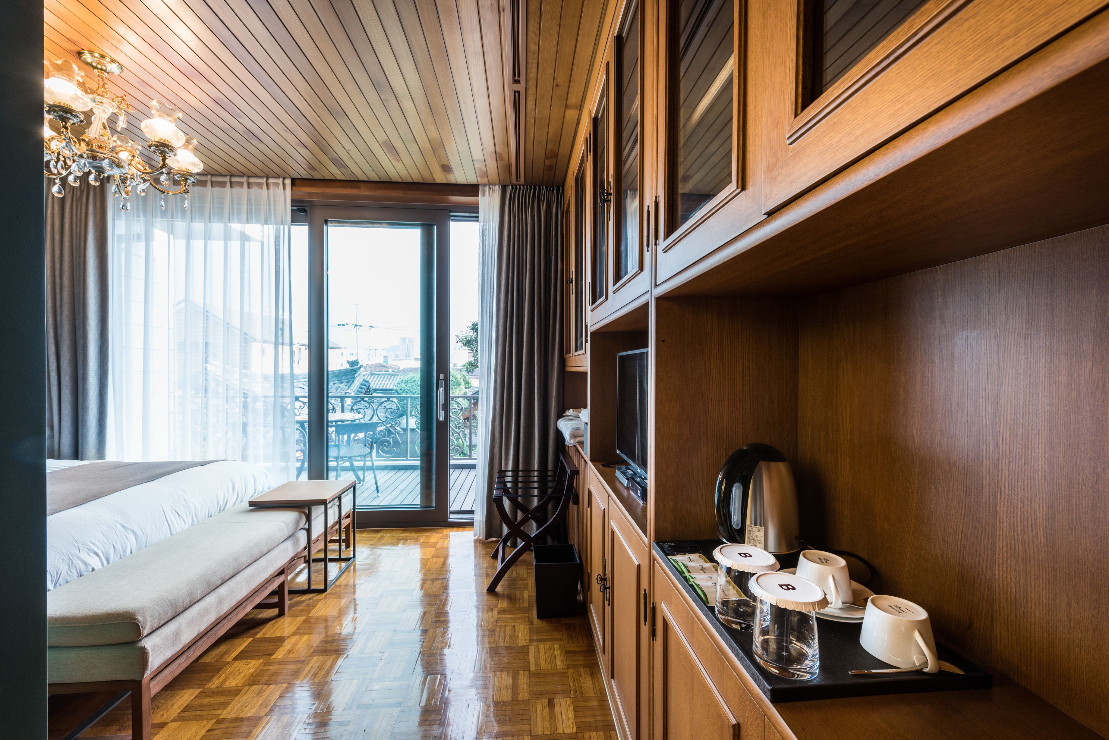 double room, balcony | in-room safe, blackout curtains, free wifi, bed sheets