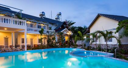 Blue Paradise Resort