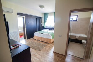 Family Suite, 2 Bedrooms, Terrace | Bathroom
