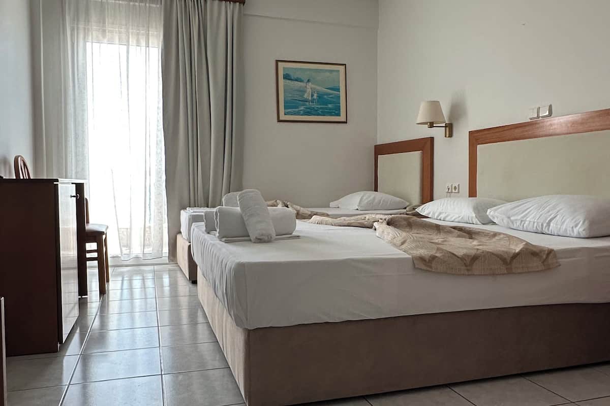 Dreibettzimmer
