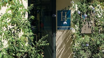 Façade de lâhĂ©bergement