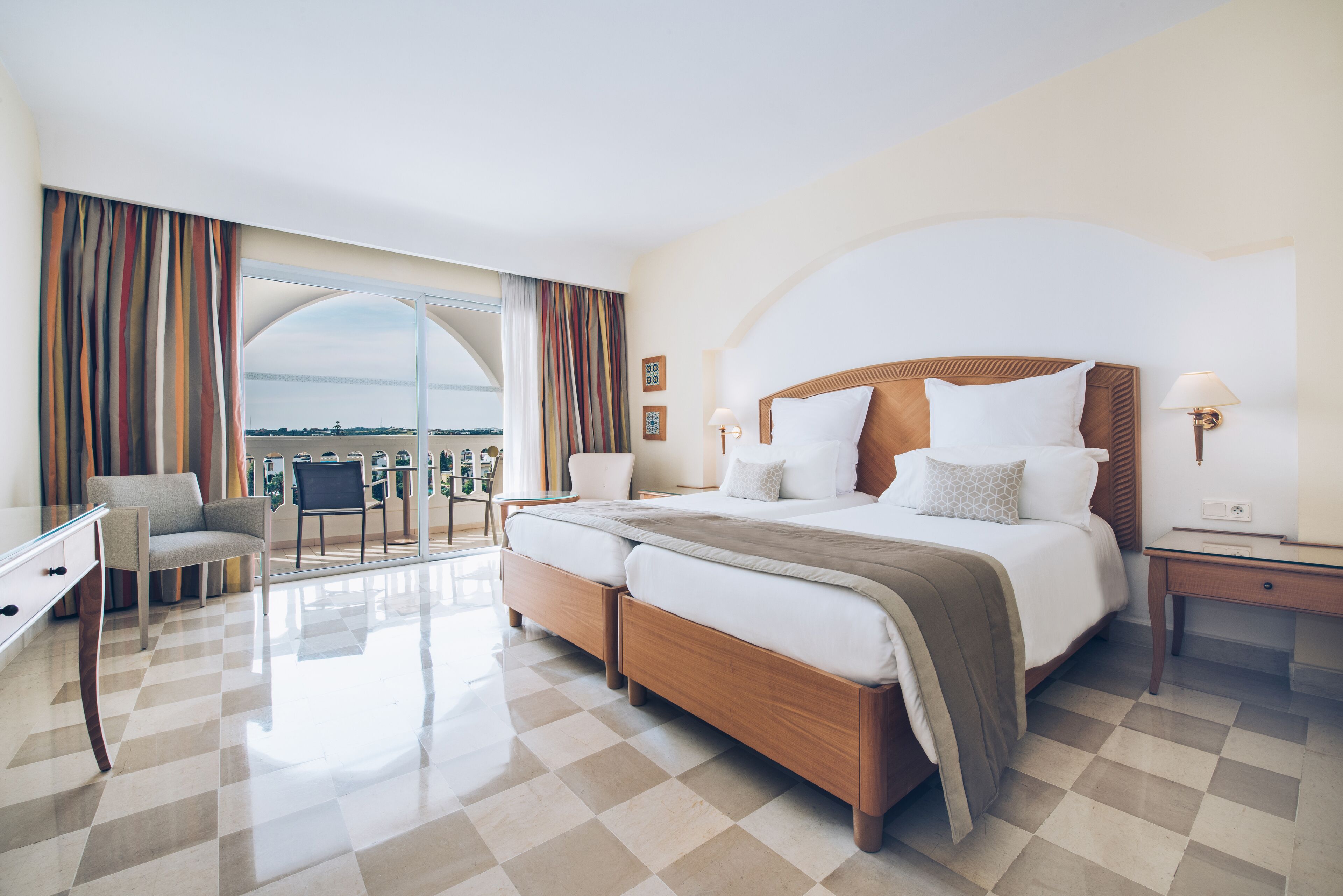 minibar, in-room safe, individually decorated, individually furnished