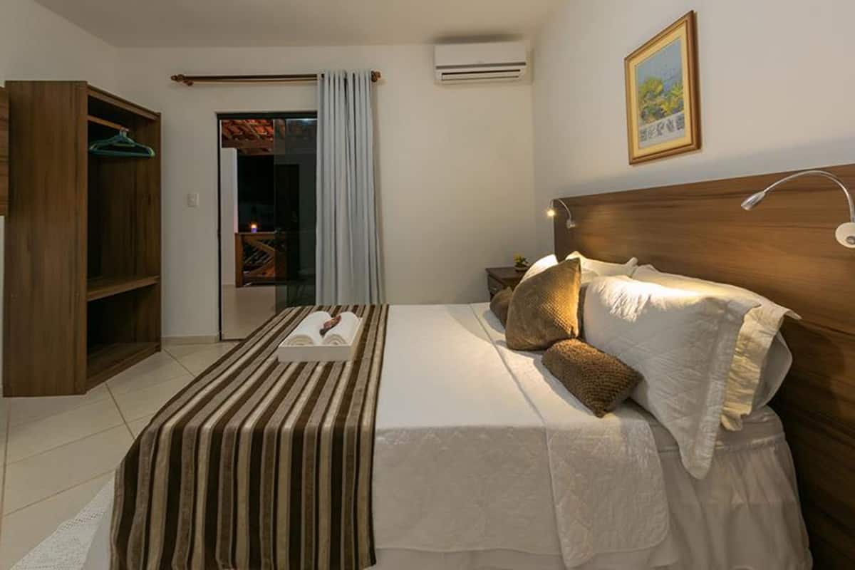 Minibar, blackout drapes, iron/ironing board (on request), WiFi (free)