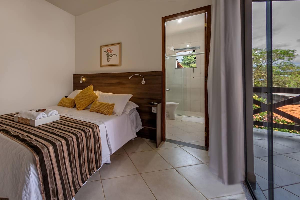 Executive Suite, Lanai | Minibar, blackout drapes, iron/ironing board (on request), WiFi (free)