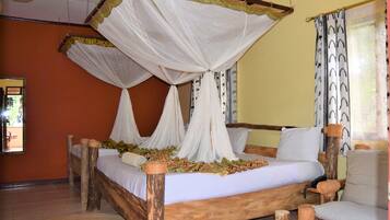 Premium bedding, desk, bed sheets