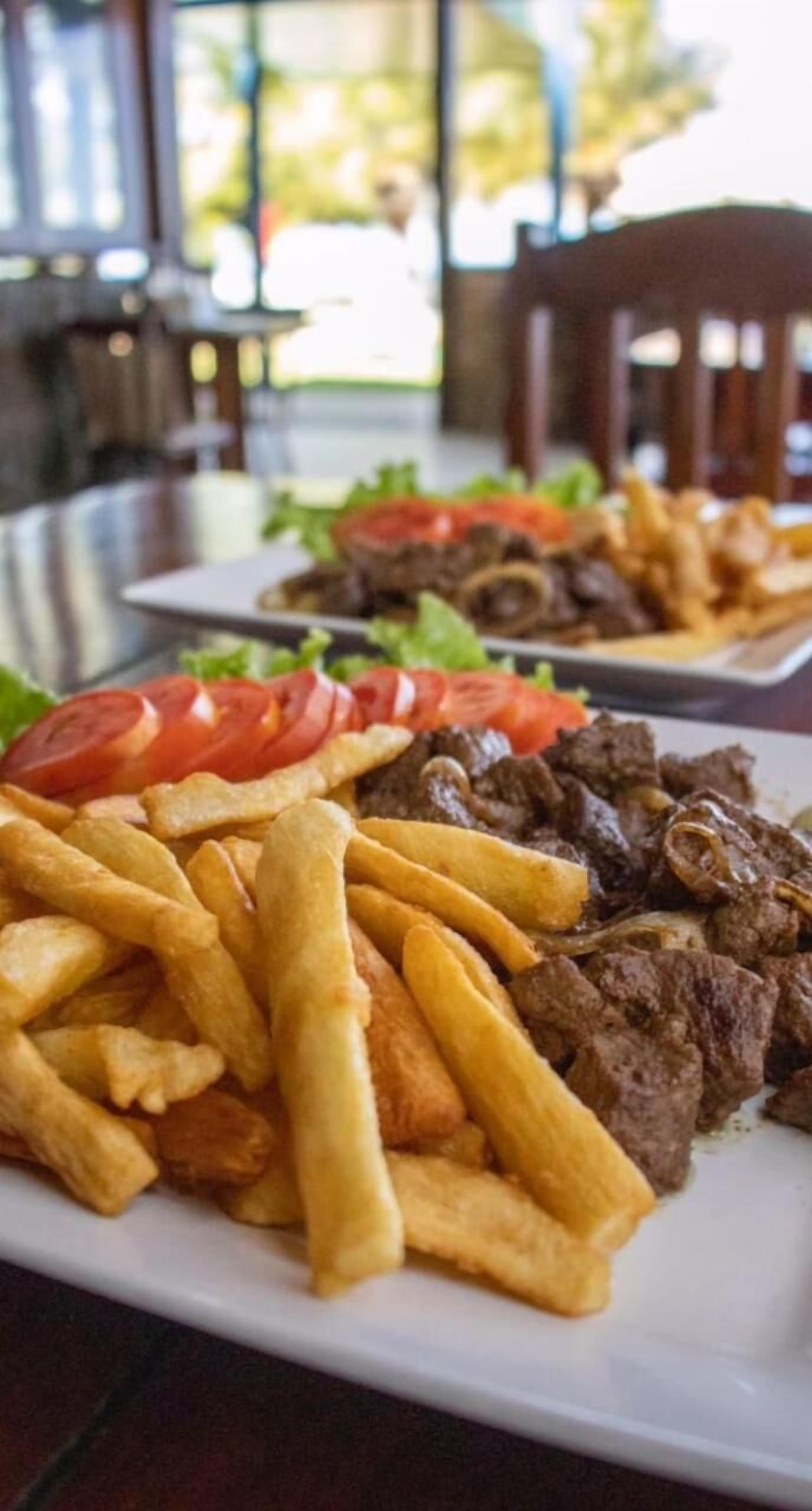 breakfast, lunch and dinner served