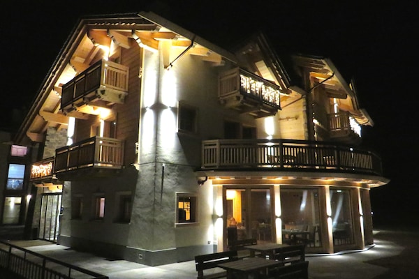 Front of property - evening/night