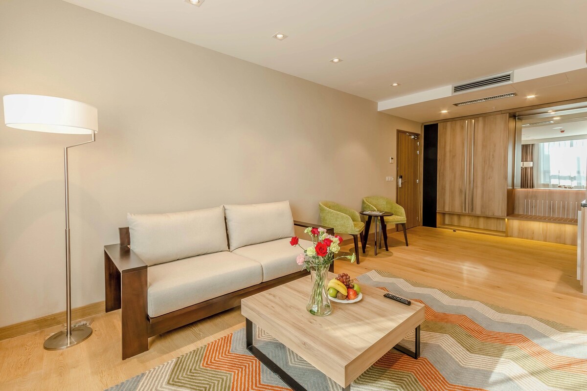 Suite, 1 King-Bett und Schlafsofa