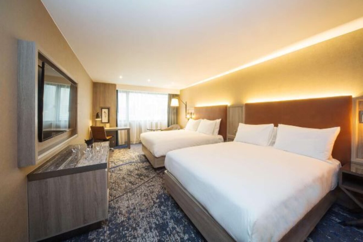 Deluxe Queen Room with Two Queen Beds