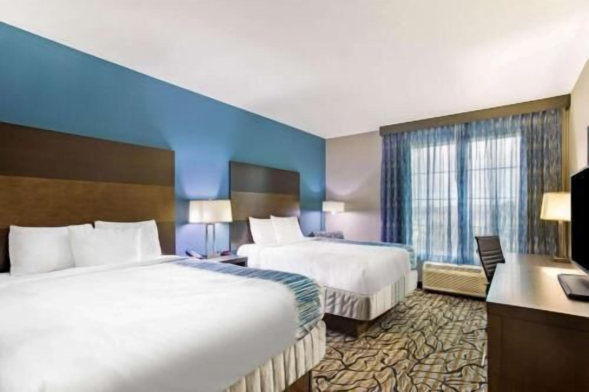 Premium bedding, pillowtop beds, desk, soundproofing