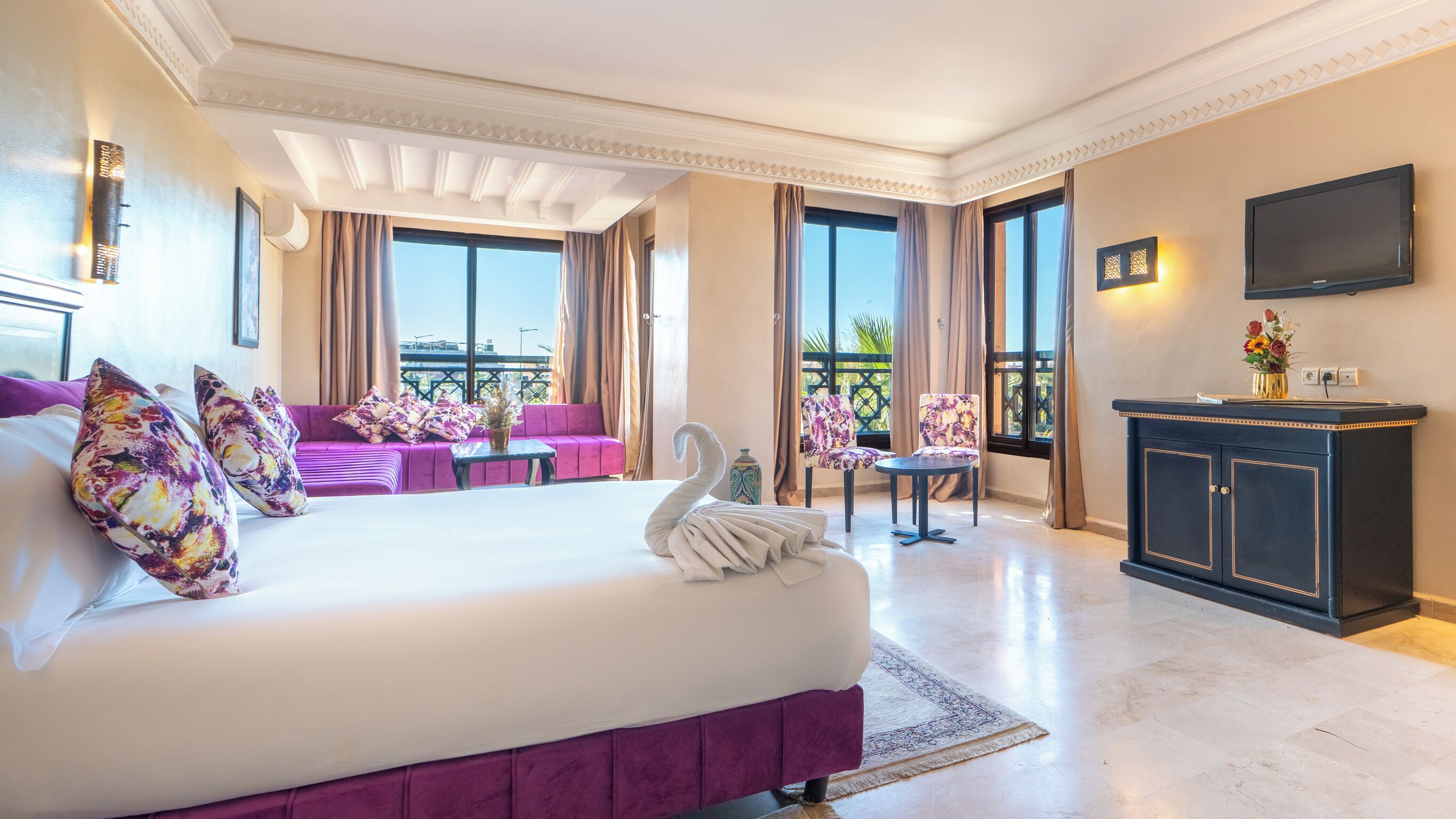 Junior Suite | Premium bedding, minibar, in-room safe, individually decorated