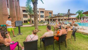 Outdoor pool, pool umbrellas, sun loungers