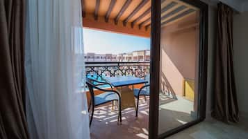 Pemandangan dari bilik