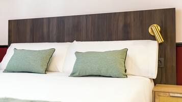 Double Room | 1 bedroom, blackout drapes, free WiFi, bed sheets