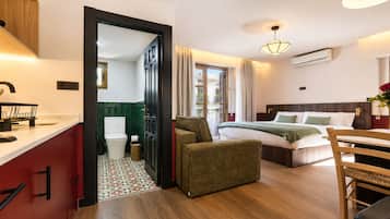 Deluxe-Apartment | 1 Schlafzimmer, Verdunkelungsvorhänge, kostenloses WLAN, Bettwäsche