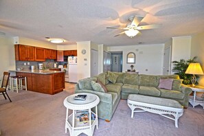 Condo, 2 Bedrooms | Living area - Harbour Island 403m 2 Bedroom Condo by RedAwning (Ocean City)