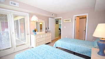 Condo, 2 Bedrooms | 2 bedrooms, iron/ironing board, free WiFi