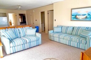 Condo, 3 Bedrooms | Living room | TV, DVD player