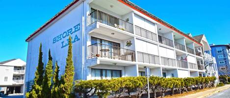 Condo, 1 Bedroom | Front of property