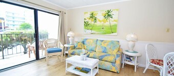 Shore Lea 102 1 Br condo by RedAwning
