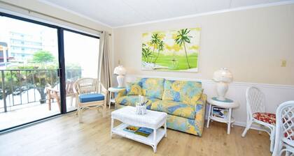 Shore Lea 102 1 Br condo by RedAwning
