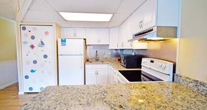 Shore Lea 102 1 Br condo by RedAwning