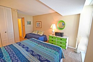 Condo, 2 Bedrooms | 2 bedrooms, iron/ironing board, free WiFi - Braemar 503N 2 Br condo by RedAwning (Ocean City)