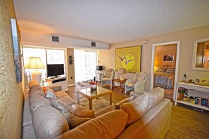 Condo, 2 Bedrooms | Living area | TV, DVD player