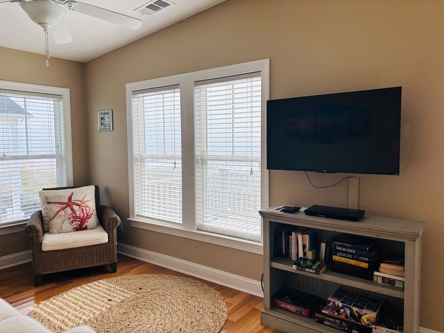 House, 4 Bedrooms | Living area