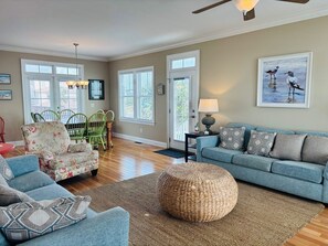 House, 4 Bedrooms | Living area | TV