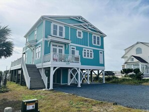 House, 4 Bedrooms | Exterior