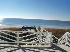 House, 6 Bedrooms | Beach/ocean view