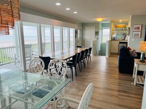 House, 5 Bedrooms | Dining