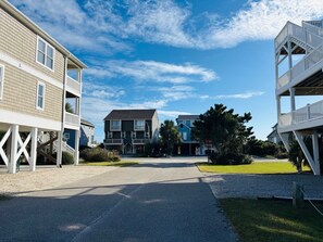 House, 4 Bedrooms | Property grounds - Beach Ya There 5 Bedroom Home by RedAwning (Supply)