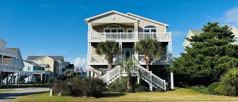 Maison, 5 chambres | Extérieur