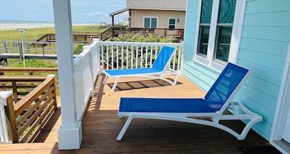 Close Enough 4 Bedroom Home by RedAwning