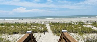 Close Enough 4 Bedroom Home by RedAwning