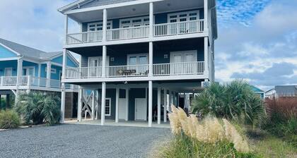 Compass Rose 4 Bedroom Home by RedAwning