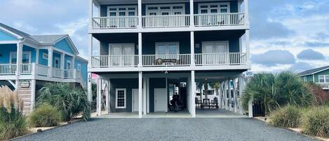 Maison, 4 chambres | Extérieur