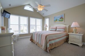 Talo, 4 makuuhuonetta | 4 makuuhuonetta, ilmainen Wi-Fi