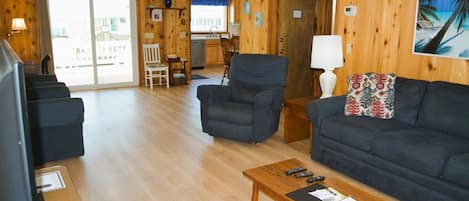 Ferienhaus, 2 Schlafzimmer | Wohnbereich | Flachbildfernseher